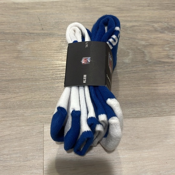 Indianapolis Colts NFL super fan 2-PACK quarter Socks NWT L/XL - Picture 6 of 7